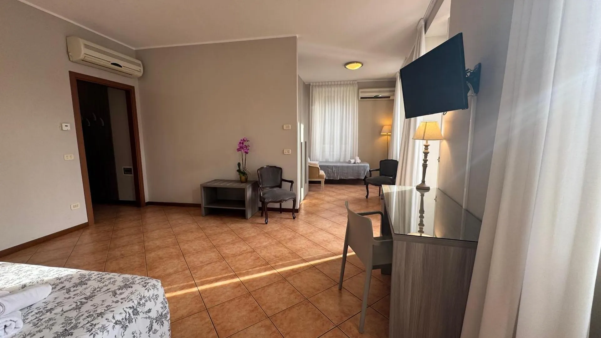 Casa Al Lago Lecco Gæstehus