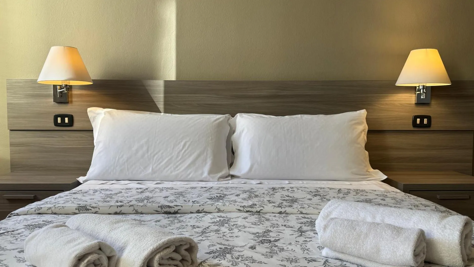Casa Al Lago Lecco Guest house