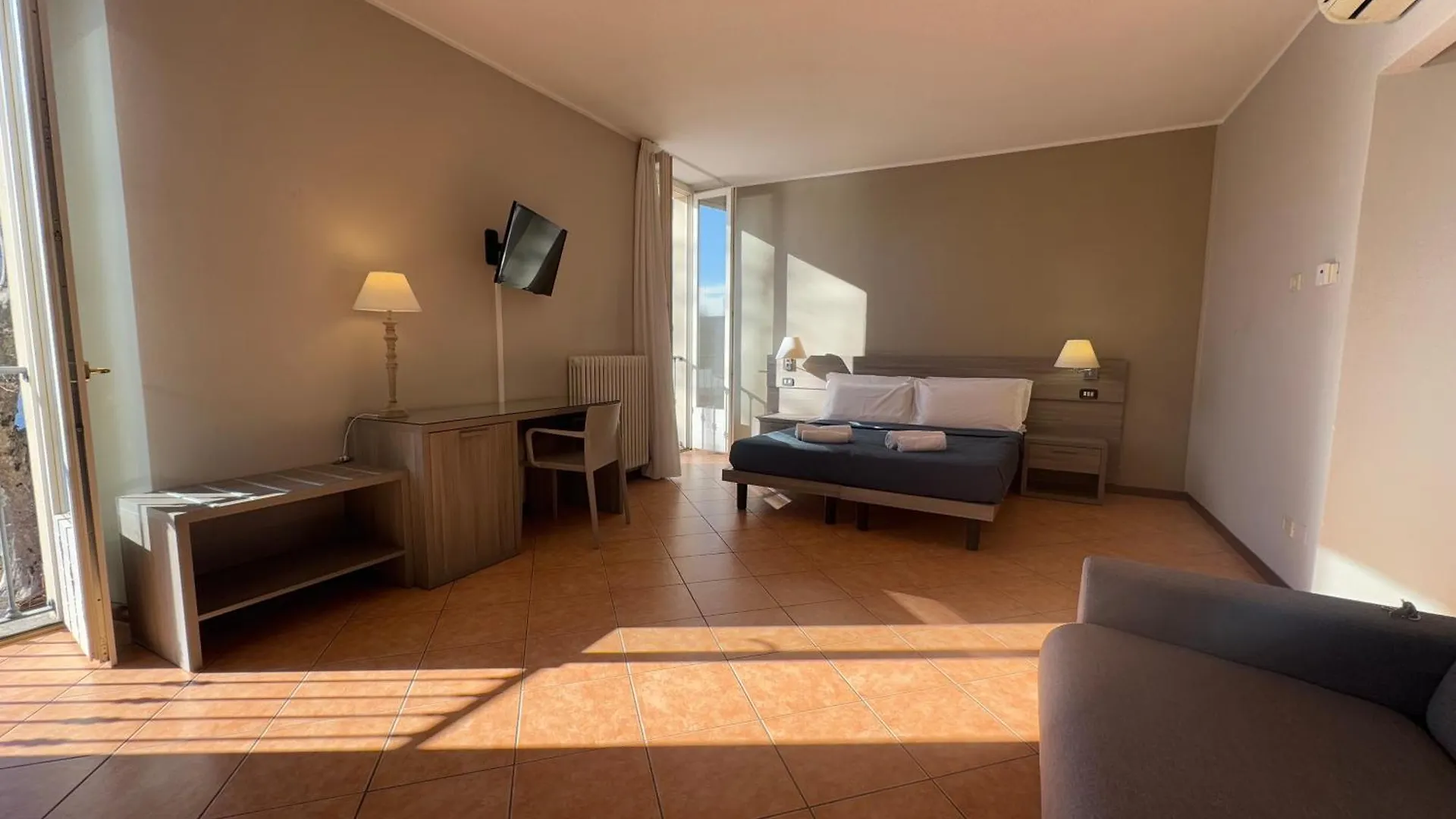 Casa Al Lago Lecco Guest house