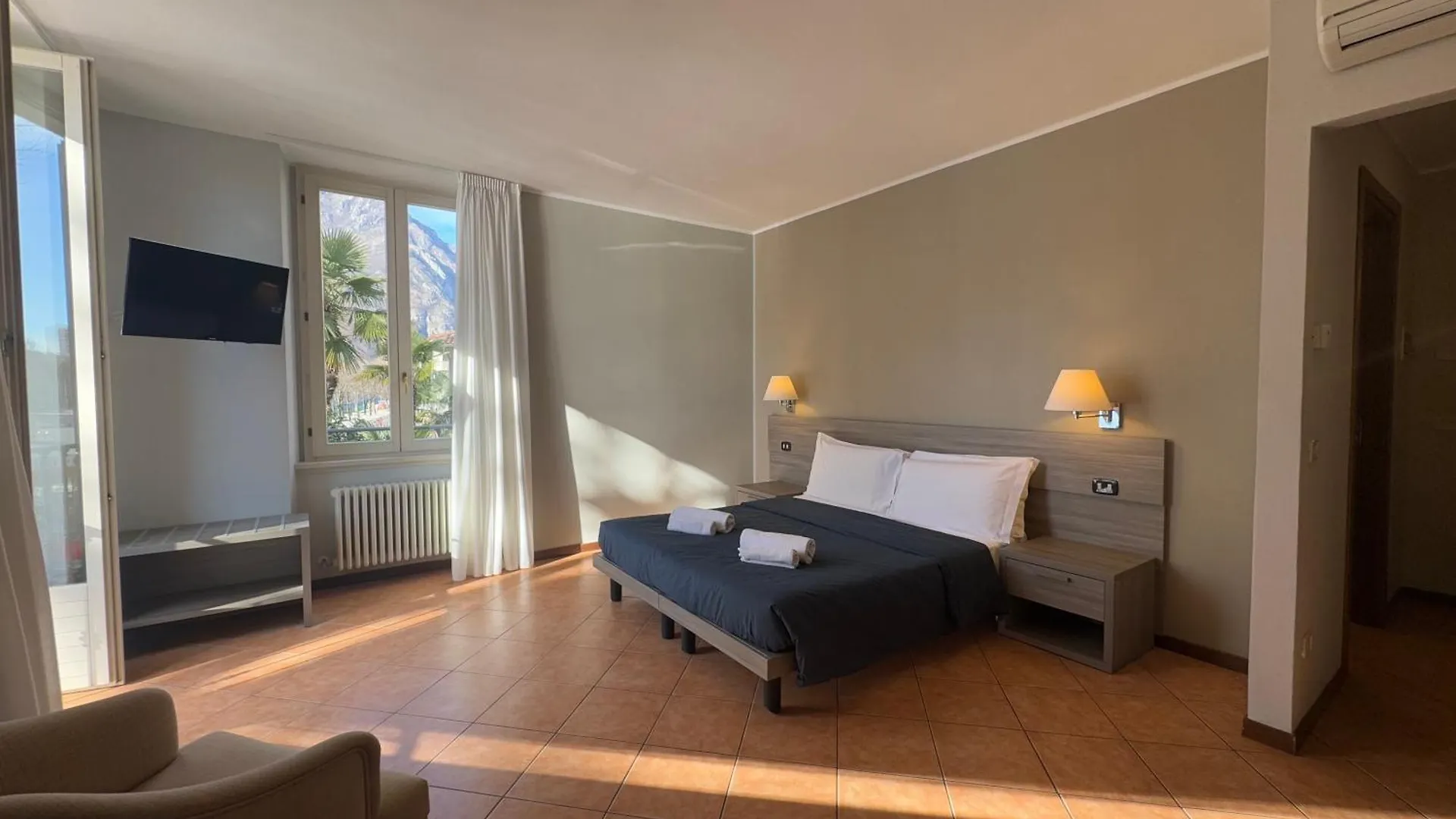 Casa Al Lago Lecco 0*,  Italy